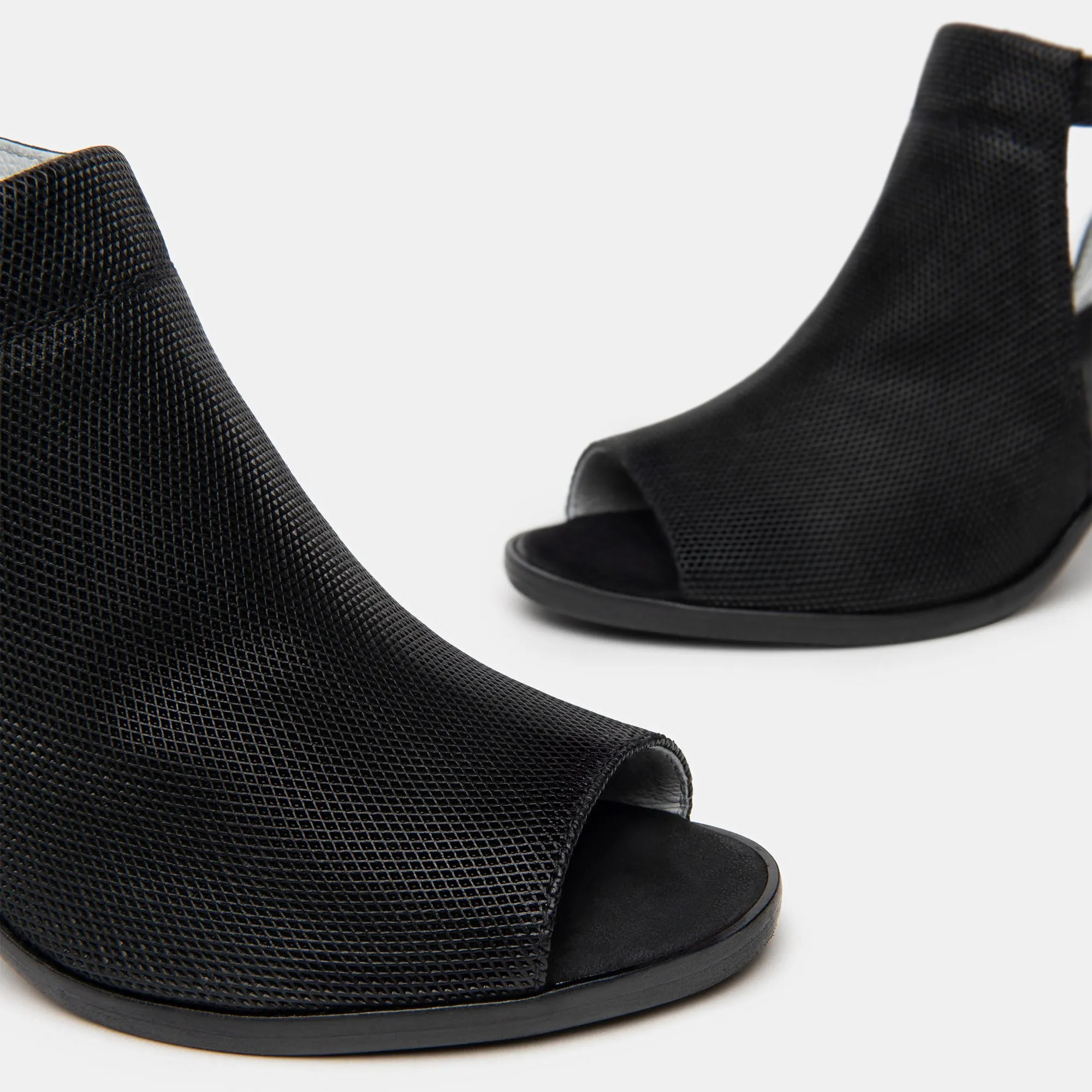 NeroGiardini E409760D10-Sandal