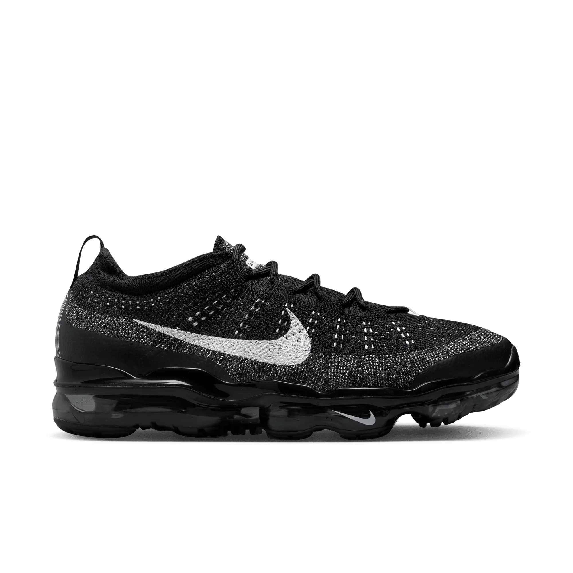 Nike - Men - Air Vapormax Flyknit - Black/White
