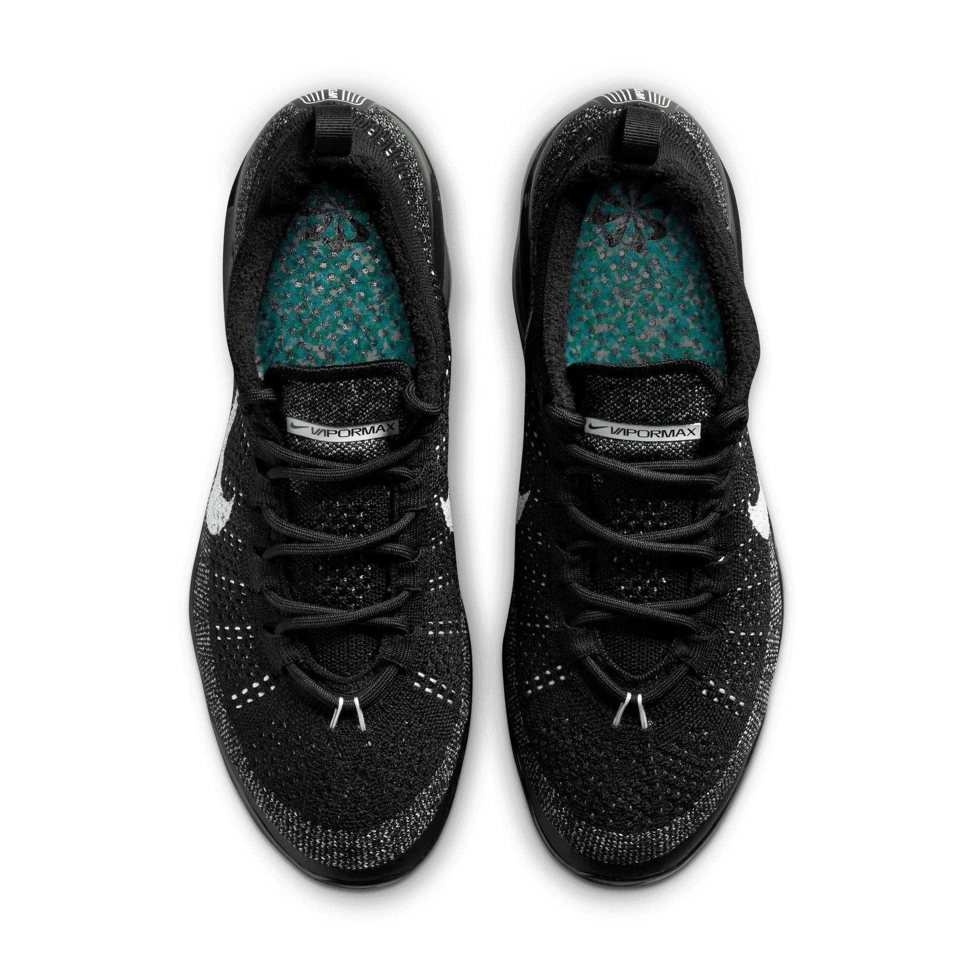 Nike - Men - Air Vapormax Flyknit - Black/White