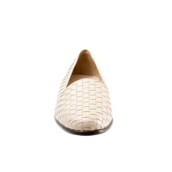 Trotters Women's Liz Loafers Bone