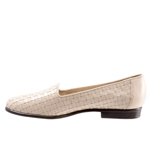 Trotters Women's Liz Loafers Bone
