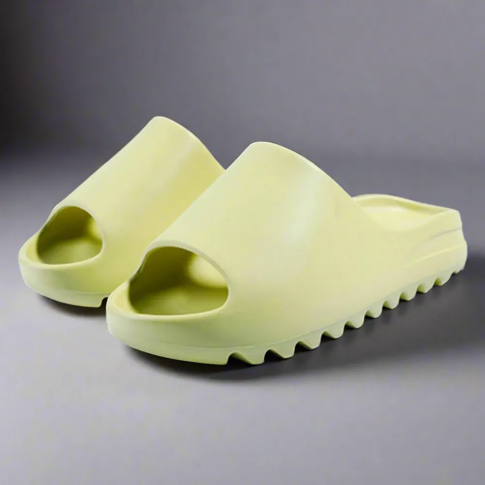 Zephyra Lightweight Unisex Slides